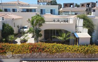 Land plot 150 m² in Plaka (Chania) for 275,000 €