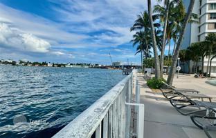1-bedroom apartments in condo 87 m² in Miami for $299,000