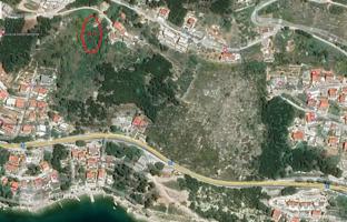Land plot 5,687 m² in Split-Dalmatia County for 967,000 €
