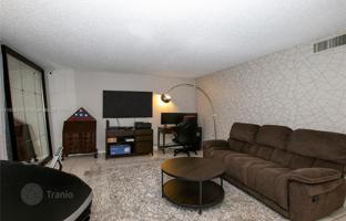 3-bedroom apartments in condo 128 m² in Aventura for $349,000