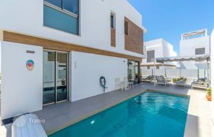 3-bedroom villa 199 m² in Orihuela Costa for 429,000 €