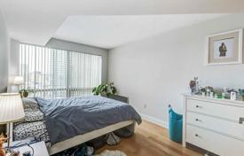 Apartment – Bay Street, Old Toronto, Toronto,  Ontario,   Canada for C$847,000