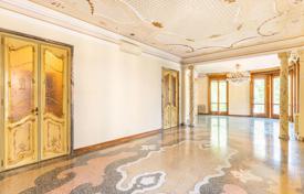 Apartment – Milan, Lombardy, Italy. Price on request