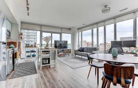 Apartment – The Queensway, Toronto, Ontario,  Canada for C$1,098,000
