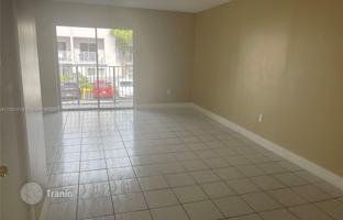 2-bedroom apartments in condo 95 m² in Hialeah for $260,000