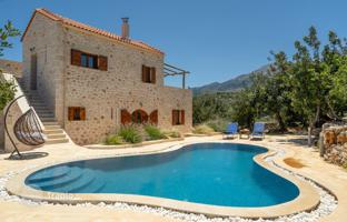 2-bedroom villa 99 m² in Rethimnon for 395,000 €