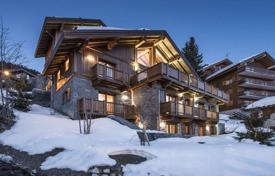Luxury full-service chalet with a jacuzzi and a fitness center, Meribel, France. Price on request