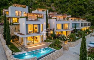 3-bedroom villa 224 m² in Đenovići for 1,150,000 €