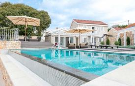 Two-level villa 300 meters from the beach in the resort Drvenik Mali in Split-Dalmatia County, Croatia for 2,800 € per week