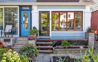 7-bedroom townhouse in Old Toronto for C$1,614,000