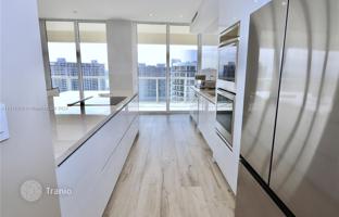 2-bedroom apartments in condo 140 m² in Aventura for $865,000