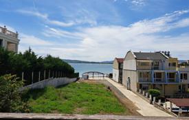 Furnished, two-room apartment meters from the sea for 76,000 €