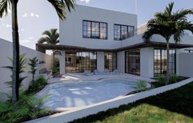 Two-storey turnkey villa with a pool and a parking, Berawa, Badung, Bali, Indonesia for 475,000 €
