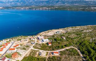 Land plot 823 m² in Novigrad (Istria County) for 170,000 €