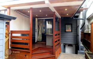 10-bedroom house in York for C$1,168,000