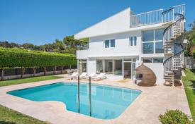 Two-storey sunny villa with a pool in Bendinat, Mallorca, Spain for 2,950,000 €