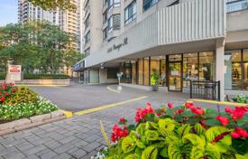 Apartment – Yonge Street, Toronto, Ontario,  Canada for C$943,000