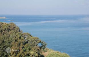 Land plot 74,309 m² in Pyrgos (Nicosia) for 1,950,000 €