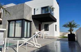 Modern villa with a swimming pool and a garden, Torrevieja, Spain for 500,000 €