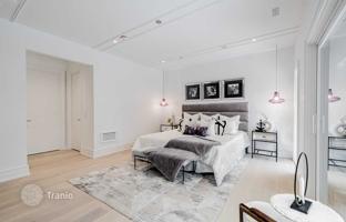 7-bedroom house in North York for C$2,599,000