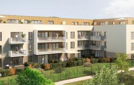 Well-maintained residence with a garden, Notre-Dame-de-Bondeville, France for From 208,000 € Well-maintained residence with a garden, Notre-Dame-de-Bondeville, France for From 208,000 €