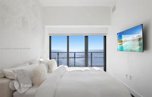 3-bedroom apartments in condo 217 m² in Miami for $5,950,000