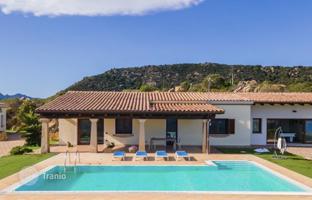 Apartment 300 m² in Olbia. Price on request