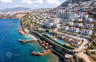Furnished three-storey villa on the first line from the sea in Bodrum, Turkiye for 83,292,000 TRY