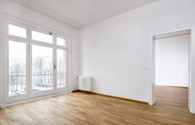 Three-room apartment in an historic building of the GDR era located in the center of Berlin, Germany for 435,000 € Three-room apartment in an historic building of the GDR era located in the center of Berlin, Germany for 435,000 €