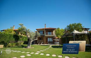 3-bedroom villa 144 m² in Sani for 595,000 €