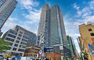 5-bedroom apartment in Old Toronto for C$973,000