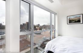 Apartment – Queen Street West, Old Toronto, Toronto,  Ontario,   Canada for C$820,000