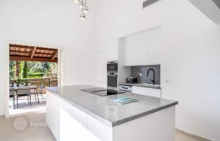 5-bedroom villa in Antibes for 1,190,000 €
