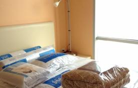 2 bed Condo in Baan Sathorn Chaopraya Khlong Ton Sai Sub District for 292,000 €