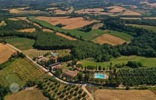 18-bedroom mansion in Peccioli for 3,100,000 €