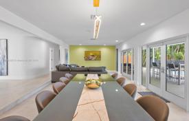 Townhome – Hollywood, Florida, USA for $1,299,000