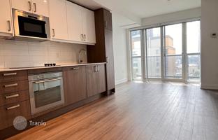 4-bedroom apartment in Mutual Street for C$734,000