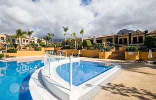 3-bedroom cottage 197 m² in Costa Adeje for 980,000 €