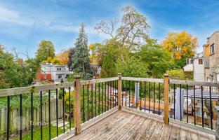 11-bedroom apartment in Old Toronto for C$2,622,000