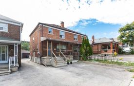 Terraced house – Dufferin Street, Toronto, Ontario,  Canada for C$1,257,000