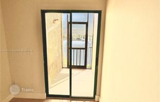 3-bedroom house 168 m² in Sunrise for $490,000