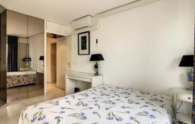 Apartment – Boulevard de la Croisette, Cannes, Côte d'Azur (French Riviera),  France for 555,000 €