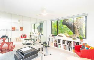 3-bedroom house 190 m² in Miami for $2,550,000