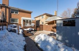 Terraced house – North York, Toronto, Ontario,  Canada for C$1,447,000
