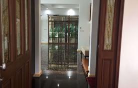 4-bedroom cottage in Watthana for $5,700 per week