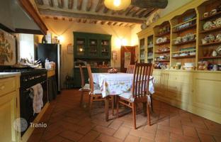 7-bedroom villa 550 m² in Pistoia for 1,580,000 €