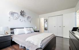 Apartment – Scarlett Road, Toronto, Ontario,  Canada for C$939,000