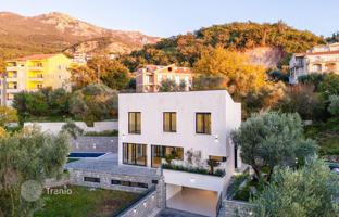 3-bedroom villa 754 m² in Sveti Stefan for 1,300,000 €