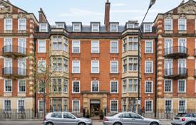 Superb, rarely available lateral 3 bedroom apartment located on the 3rd floor of a legendary Coleherne Court in Chelsea for £2,240,000