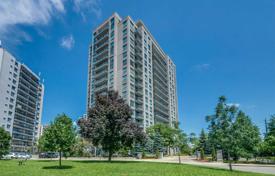 Apartment – Etobicoke, Toronto, Ontario,  Canada for C$733,000